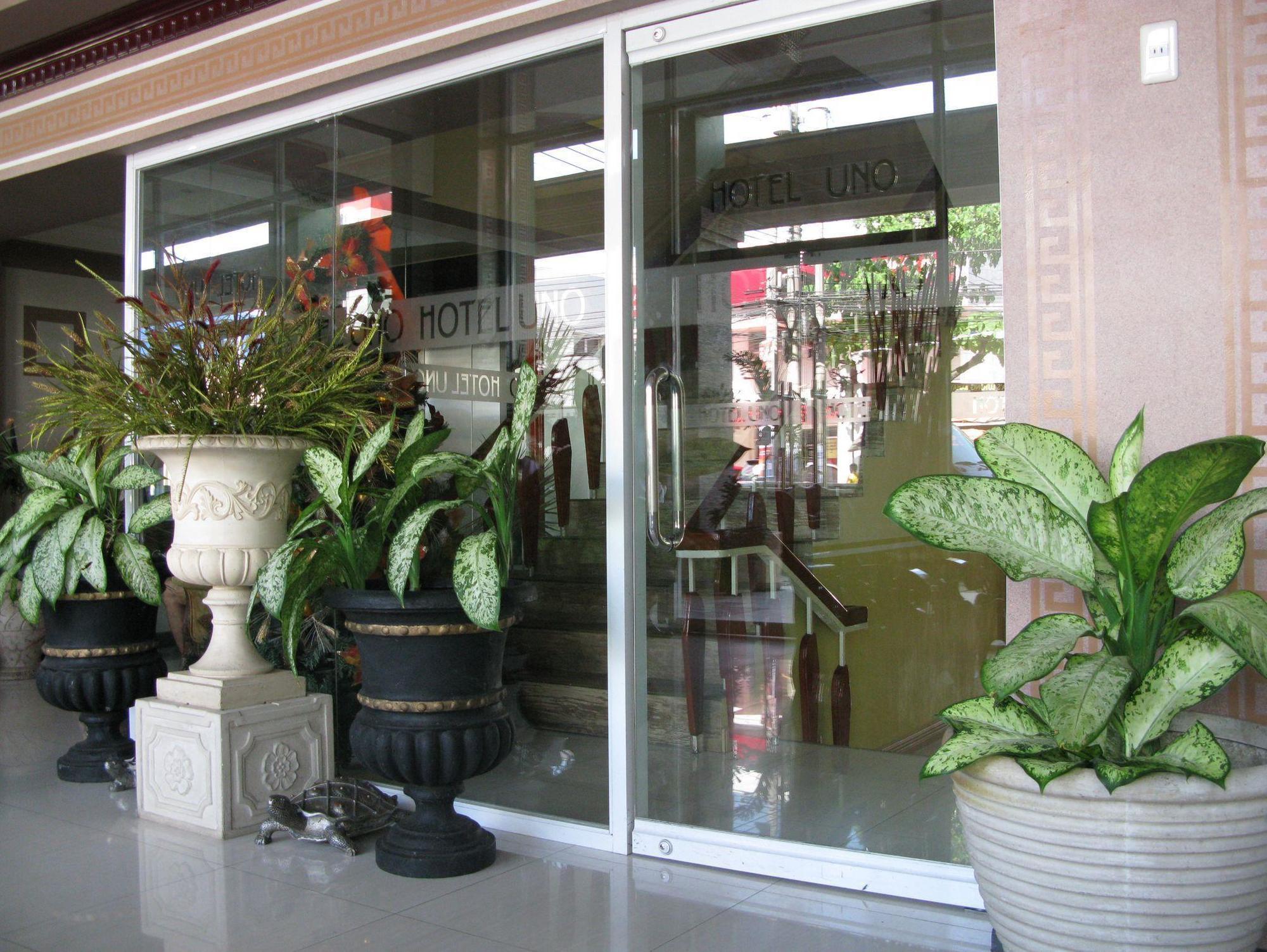 Hotel Uno Davao City Buitenkant foto