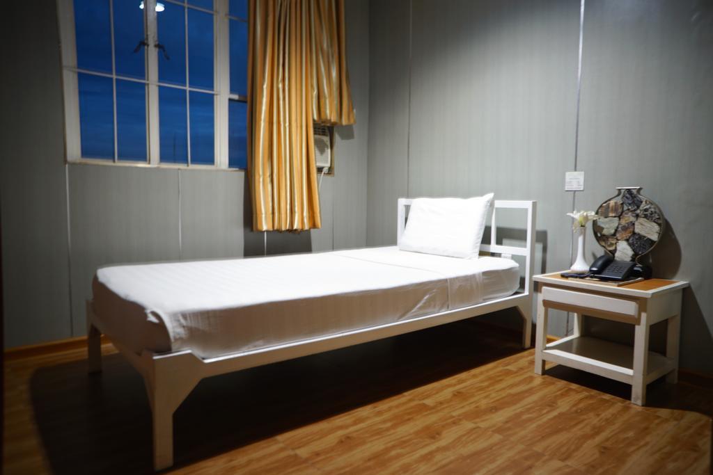 Hotel Uno Davao City Buitenkant foto