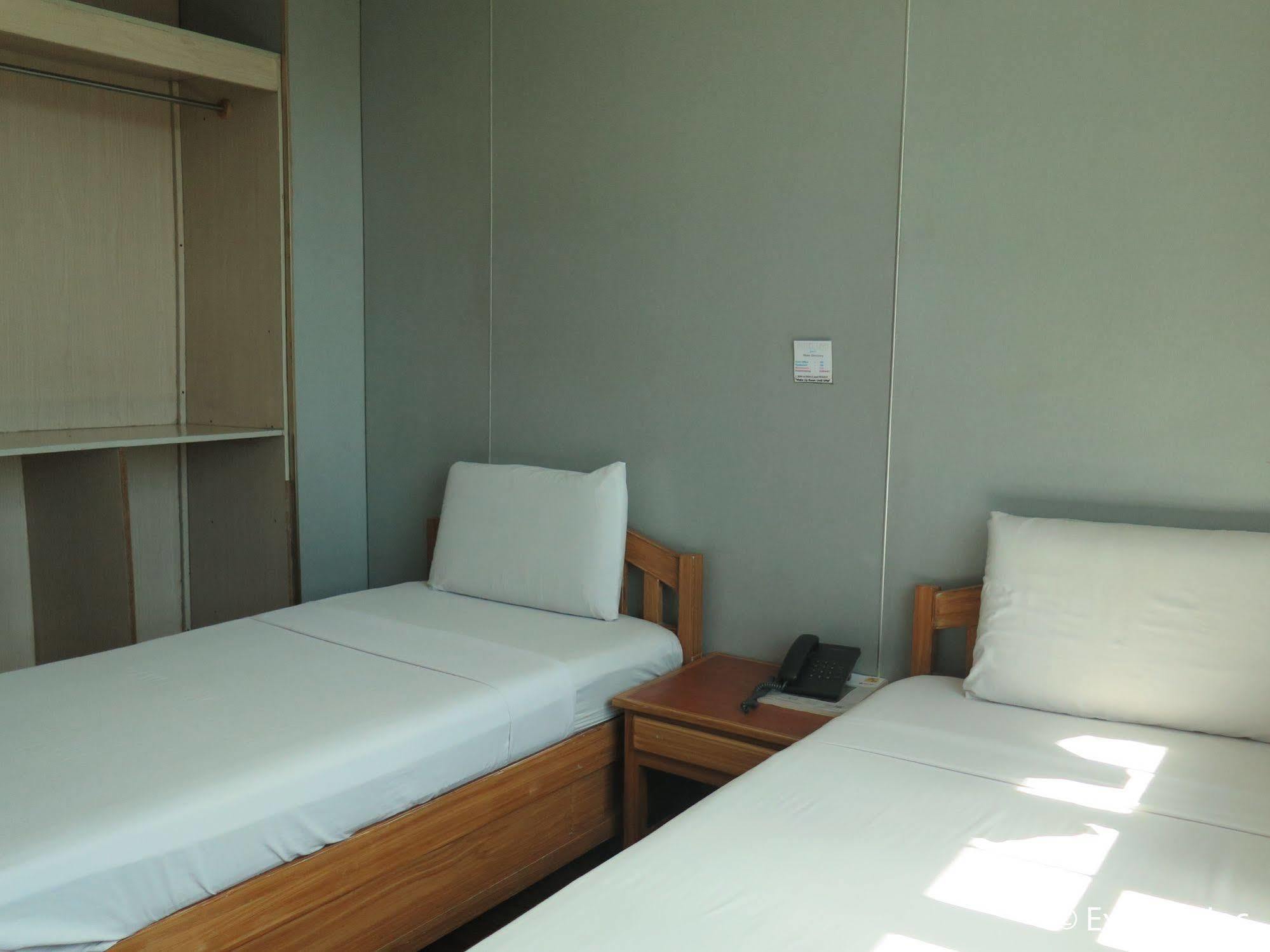 Hotel Uno Davao City Buitenkant foto