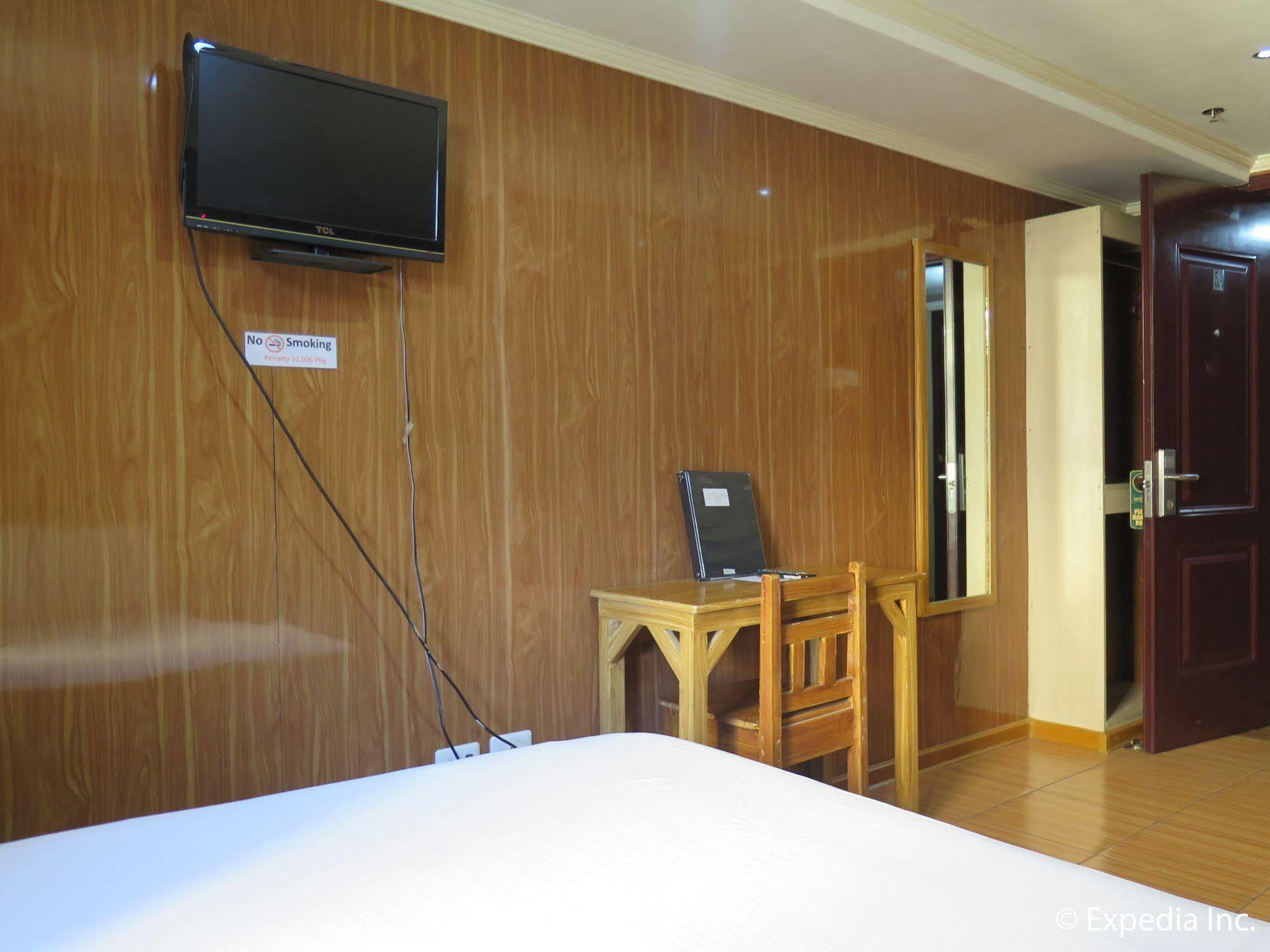 Hotel Uno Davao City Buitenkant foto